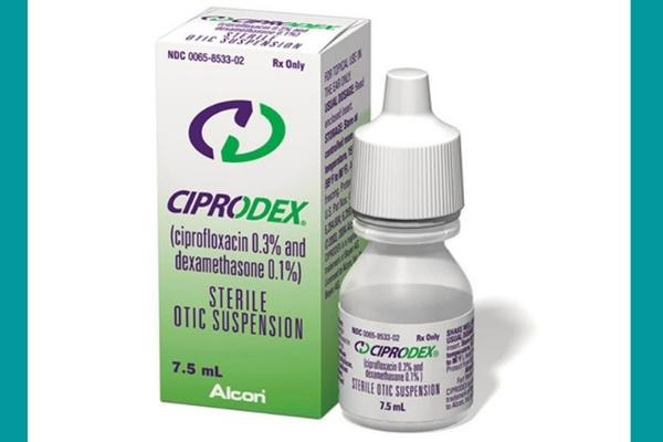 Thuốc nhỏ tai Ciprodex giúp giảm các triệu chứng viêm tai giữa